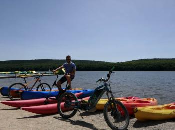 vélo sur l'eau