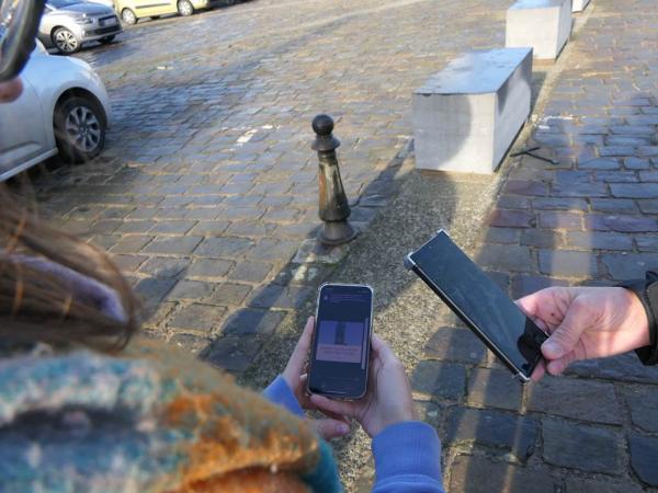 jeu avec téléphone jeu avec téléphone