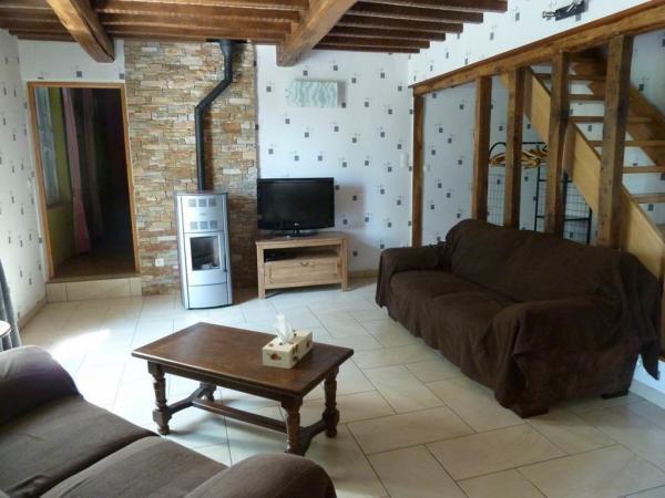 Gîte n°378 "LE PRÉ D'HYRAUMONT" – ROCROI Gîte n°378 "LE PRÉ D'HYRAUMONT" – ROCROI