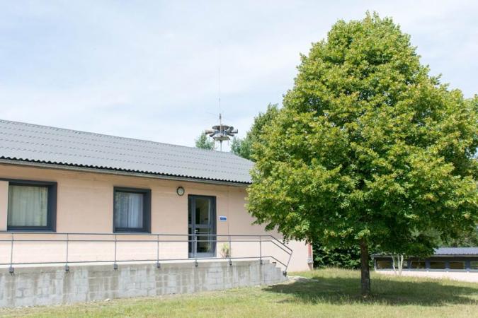 Les Ecaillettes, maison dans la vallée de la Meuse, proche Voie Verte et sentiers randonnée - Monthermé - Ardennes Les Ecaillettes, maison dans la vallée de la Meuse, proche Voie Verte et sentiers randonnée - Monthermé - Ardennes