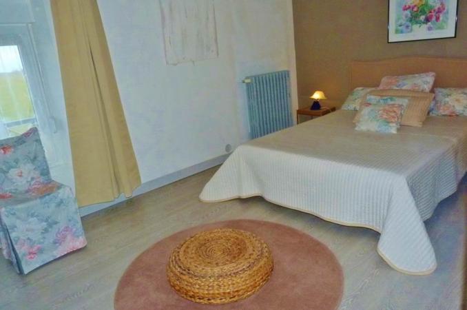 Gîte n°328 "CHEZ SIMONE" – ROCROI Gîte n°328 "CHEZ SIMONE" – ROCROI