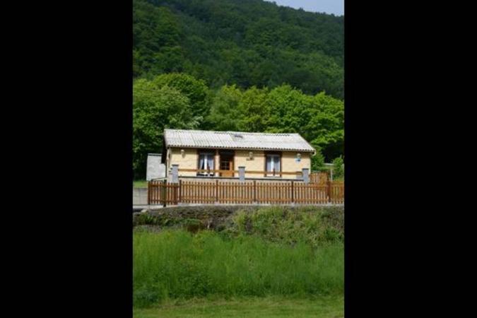 Maison indépendante, terrasse avec vue sur la Meuse, accès voie verte à 2 km - Laifour - Ardennes Maison indépendante, terrasse avec vue sur la Meuse, accès voie verte à 2 km - Laifour - Ardennes