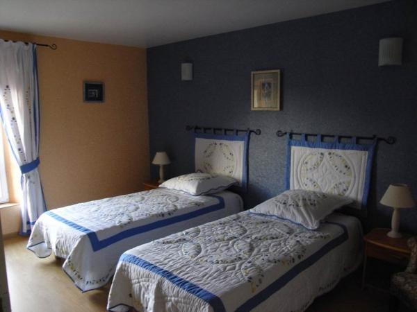 Gîte n°378 "LE PRÉ D'HYRAUMONT" – ROCROI Gîte n°378 "LE PRÉ D'HYRAUMONT" – ROCROI