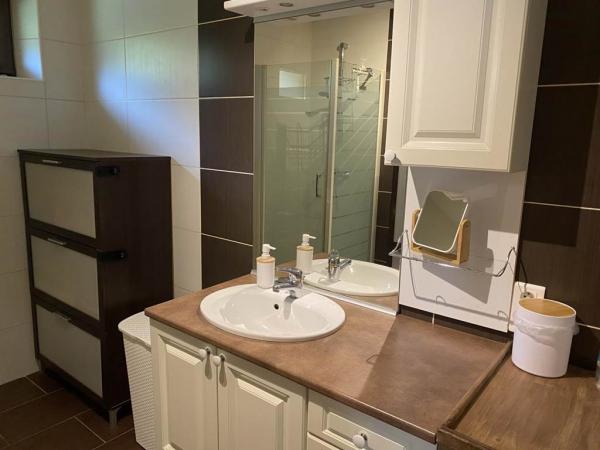 Gîte n°534 "GITE D'ARNAUD & EMILIE" – LAIFOUR Gîte n°534 "GITE D'ARNAUD & EMILIE" – LAIFOUR