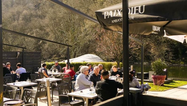 terrasse sur la Semoy