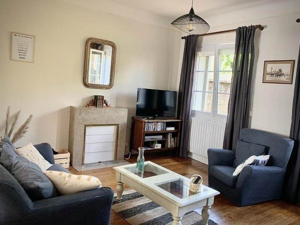 Gîte n°477 "L'ESCALE RENWEZIENNE" – RENWEZ Gîte n°477 "L'ESCALE RENWEZIENNE" – RENWEZ
