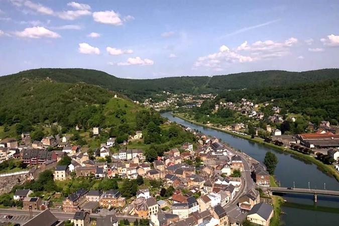 Gite "Le Chemin Vert", maison dans vallée de la Meuse, proche lac, voie verte et randonnées - Deville - Ardennes