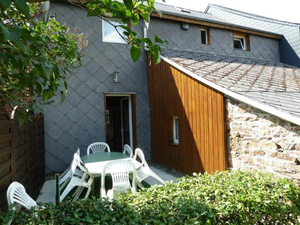 Gîte n°378 "LE PRÉ D'HYRAUMONT" – ROCROI Gîte n°378 "LE PRÉ D'HYRAUMONT" – ROCROI
