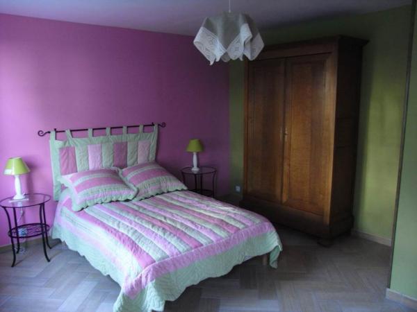 Gîte n°378 "LE PRÉ D'HYRAUMONT" – ROCROI Gîte n°378 "LE PRÉ D'HYRAUMONT" – ROCROI