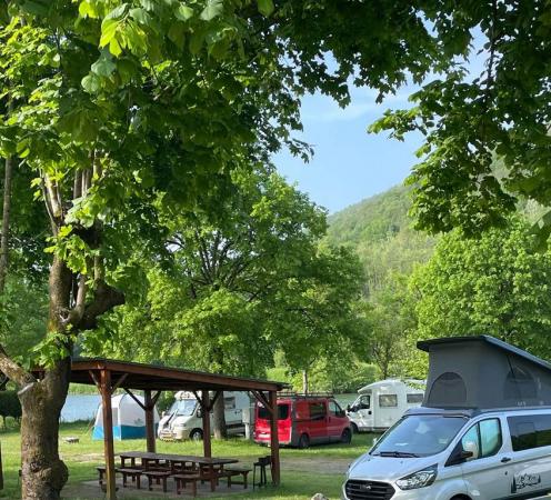 camping