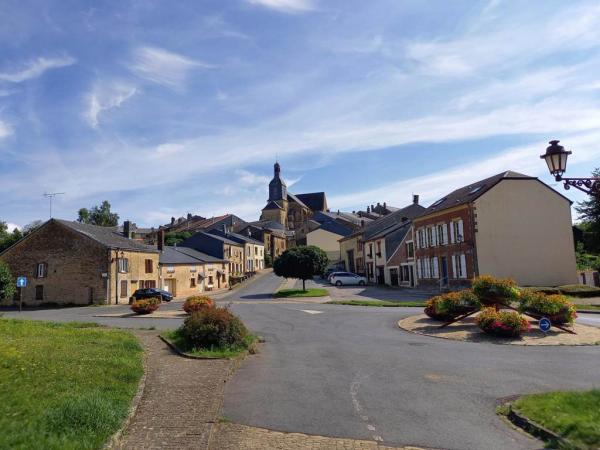Gîte n°477 "L'ESCALE RENWEZIENNE" – RENWEZ Gîte n°477 "L'ESCALE RENWEZIENNE" – RENWEZ