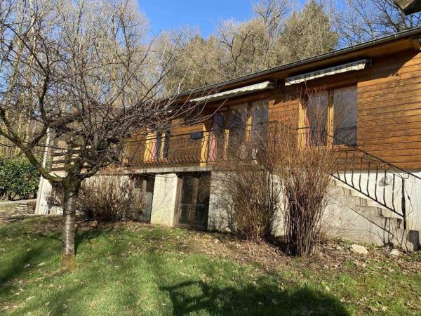 Gîte n°520 "CHALET PARADOU" – HAULME Gîte n°520 "CHALET PARADOU" – HAULME
