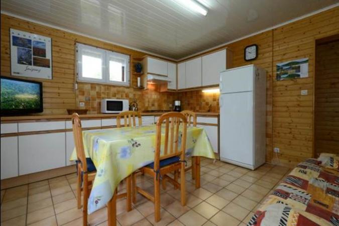 Maison indépendante, terrasse avec vue sur la Meuse, accès voie verte à 2 km - Laifour - Ardennes Maison indépendante, terrasse avec vue sur la Meuse, accès voie verte à 2 km - Laifour - Ardennes