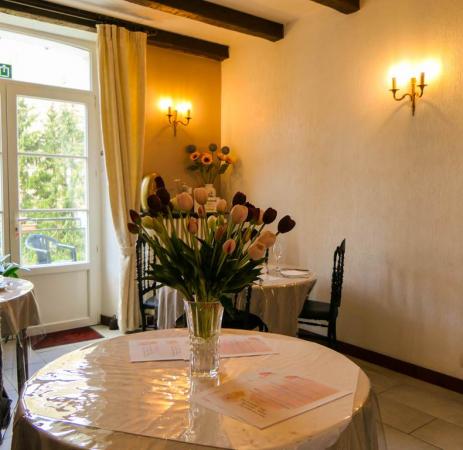 Petite terrasse pour 10 personnes Petite terrasse pour 10 personnes