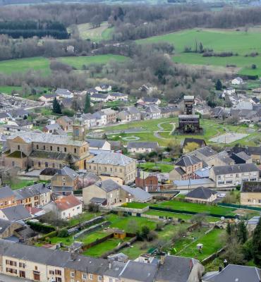 vue aérienne de la ville de Rimogne